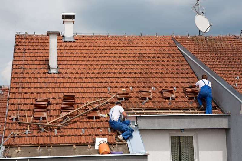 5 ways a new roof increases your homes value