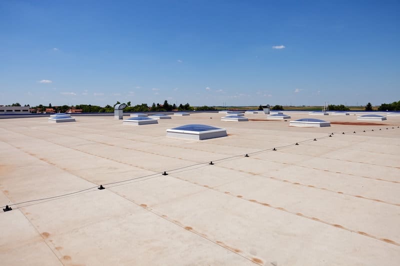 making sure your commercial roofing contractor is qualified